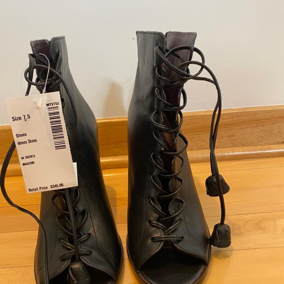 Coach Leather Heels - Picture 4 of 8